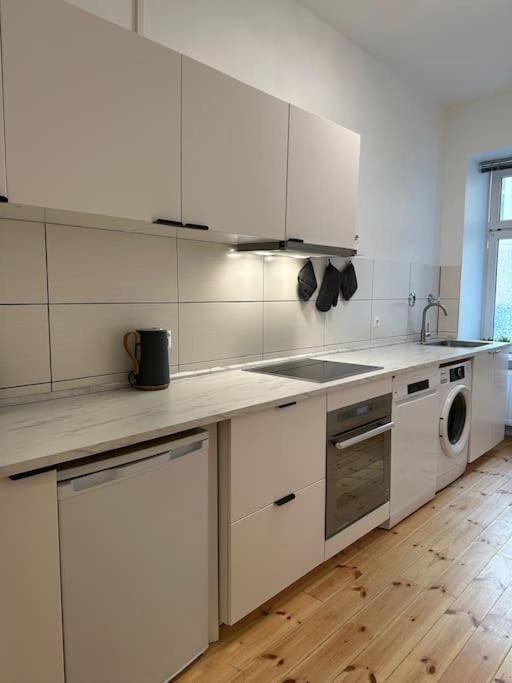 Modernes 2 Zimmer Apartment Berlijn Buitenkant foto